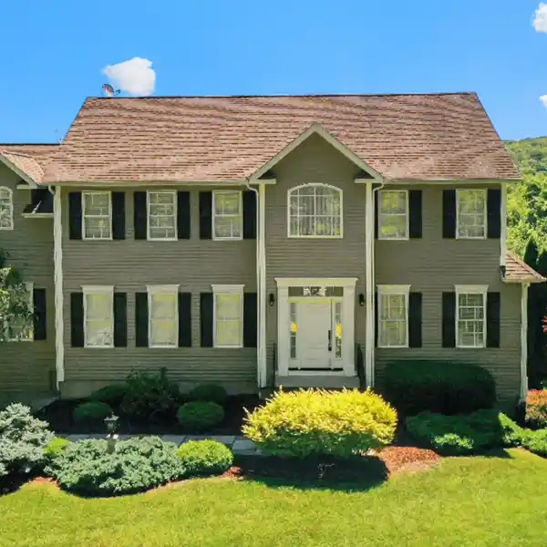 UNIQUE CUSTOM FIVE BEDROOM HOME