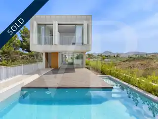 Modern Newly Built Villa with Large Pool in Alcudia