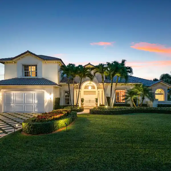 DEEP WATER CUSTOM HOME IN OCEAN RIDGE