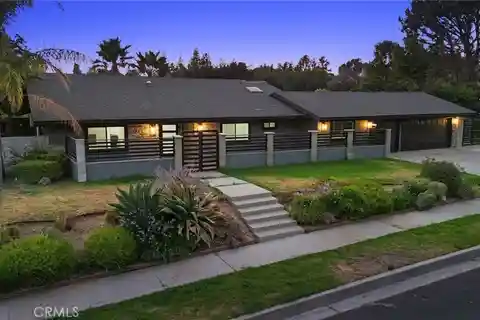 Picture-Perfect Modern Estate