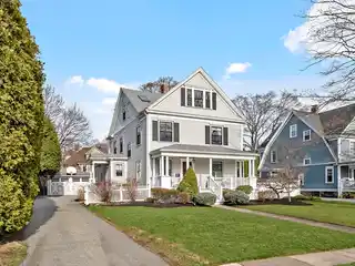 Gorgeous Home in the Flats