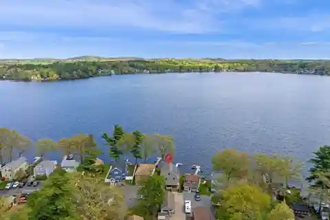 High Quality Waterfront Home on Lake Attitash