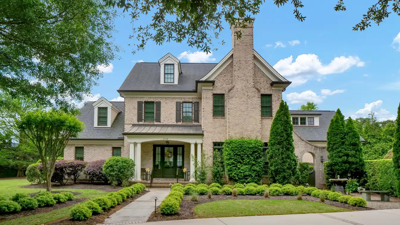 Luxury Living in the Heart of Landfall