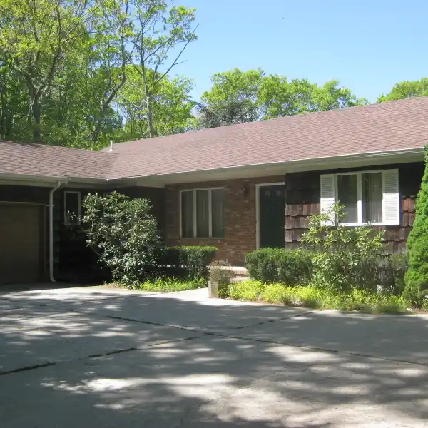 CEDAR SIDED RANCH HOME FOR RENT