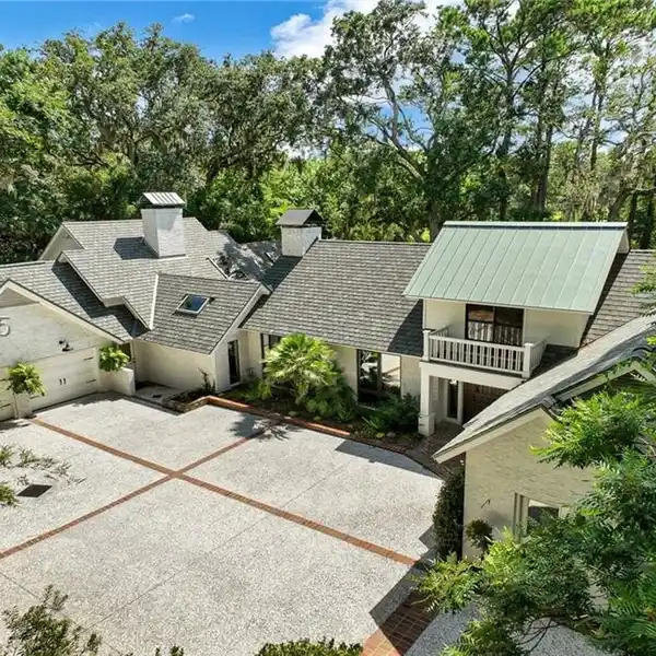 ONE-OF-A-KIND EUROPEAN-INSPIRED ESTATE IN PORT ROYAL