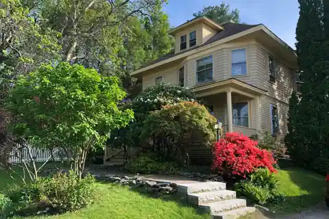 Stunning Victorian in the Burgeoning South Eliot