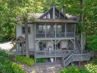 Secluded Mountain Retreat with Timeless Style