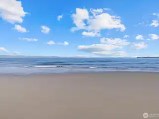 Puget Sound Paradise with Walk-On Beachfront