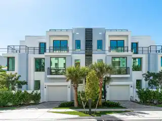 Gorgeous Contemporary Property