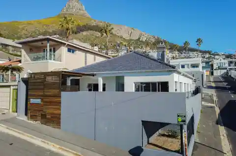 Modern Lock up and Go with Sea Views