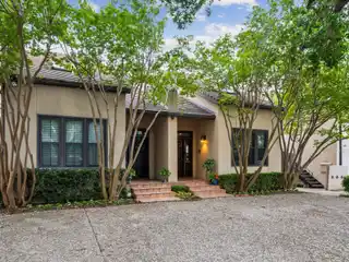 Fabulous Single-family Attached Home in University Park