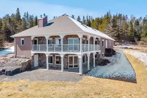 Custom Home with Breathtaking Views