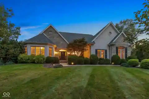 Waterfront Living at Its Finest