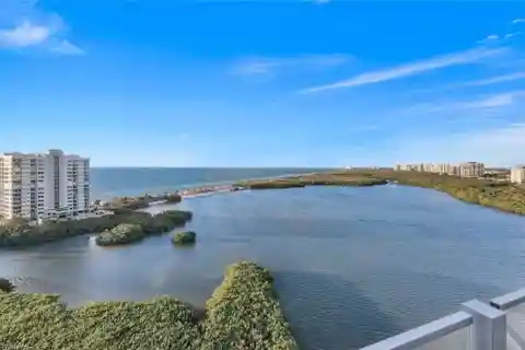 Rare High-Floor Condo in Baypointe