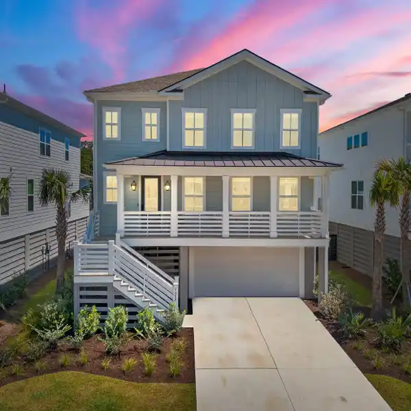 GORGEOUS AND NEARLY NEW HOME