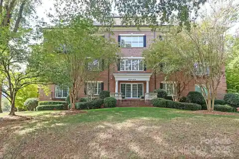 Luxury Condo Living in Historic Myers Park