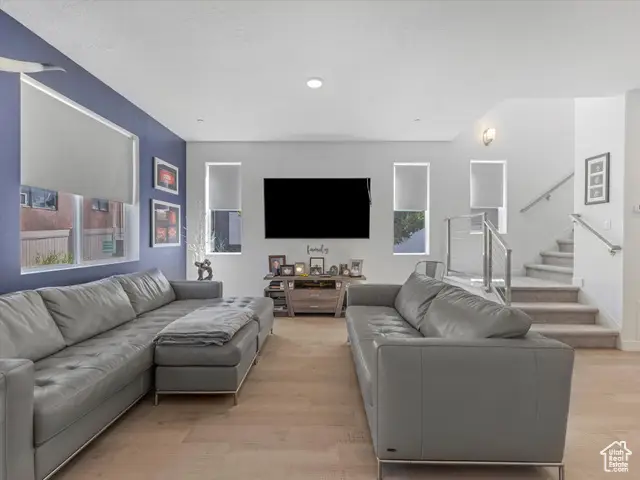 Small Image