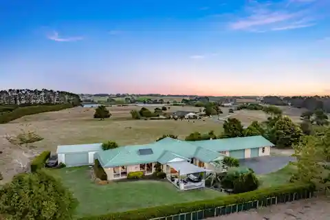 Beautifully Presented Home