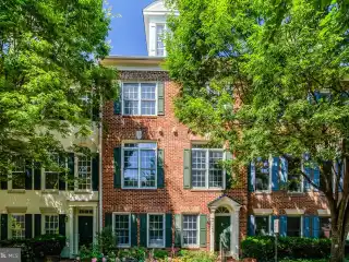 Luxury Townhome with Garage and Private Balcony