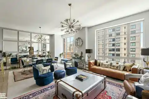 Spacious Condo with Soaring Ceilings