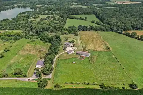 Beautiful Country Estate on Almost 28 Acres