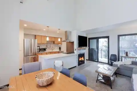 Well-appointed Three Bedroom Condo in the Sandstone Neighborhood