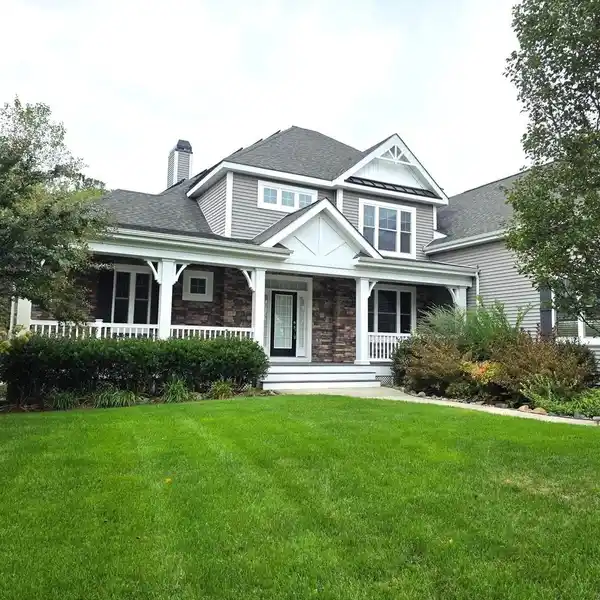 EXQUISITE LUXURY HOME IN THE RESERVES AT LEWES LANDING