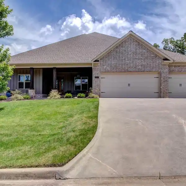 RARE FIND IN FALSTONE