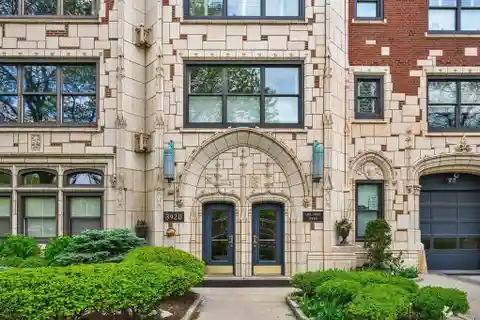 Refined Lakefront Living in Expansive Duplex Co-Op
