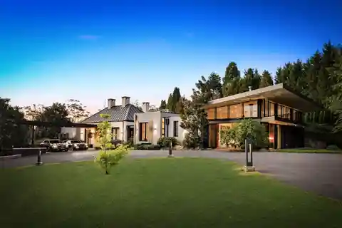 One of Dural's Finest Homes