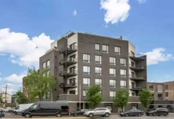 SPACIOUS CONDO IN HIP WEST TOWN