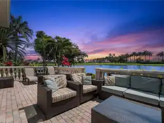 Custom Courtyard Home in Seaside Estates