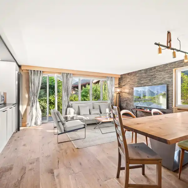 CHARMING APARTMENT WITH WARM AMBIANCE