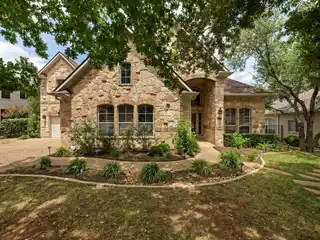 Gorgeous and Spacious Home in Gated Muirfield