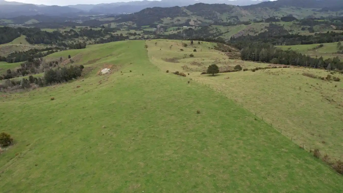 Scenic 233-hectare Farm with Modern Home