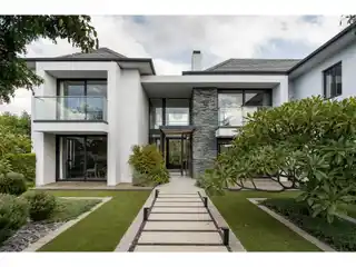 Modern Sophistication Meets Serene Natural Beauty