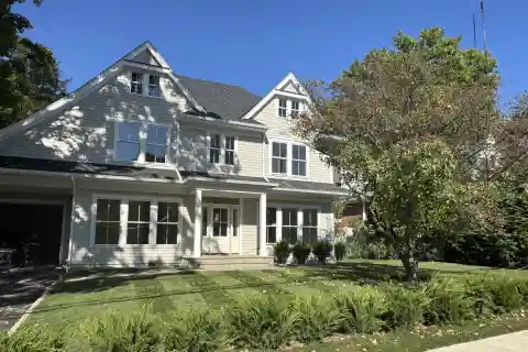 Lifestyle and Convenience in Glen Oaks