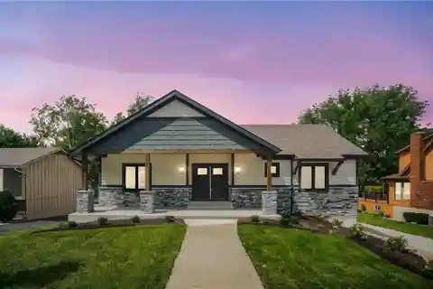 Brand New Luxury Lakefront Home