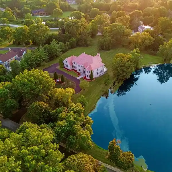 LARGEST LUXURY ESTATE IN THE CUL-DE-SAC