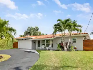 Exceptional Waterfront Retreat in Garden Isles
