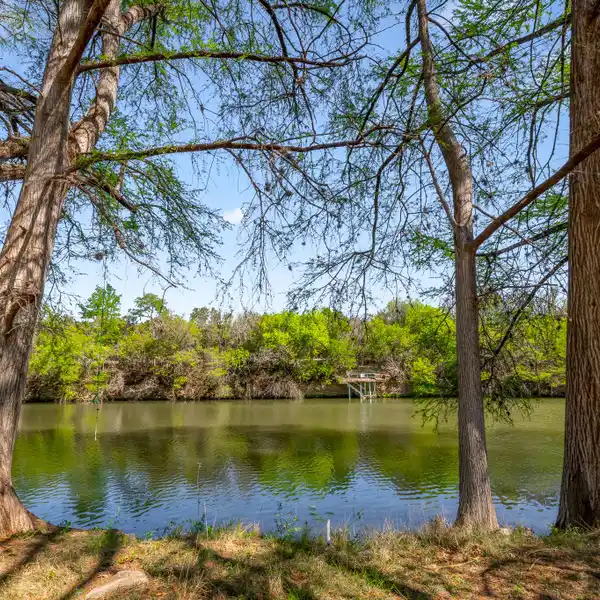 EXCEPTIONAL RIVERFRONT LOT