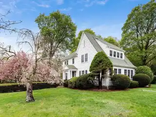 Architectural Gem in Munroe Hill
