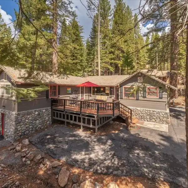 VINTAGE TAHOE CABIN WITH MODERN LUXURY