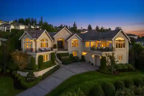 Stunning View Home in Bellevue