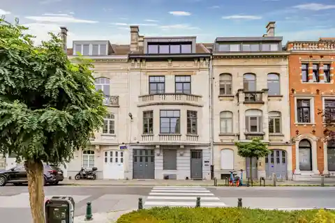 Superb Triplex Penthouse with Timeless Appeal and Charm