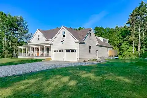 Discover Coastal Farmhouse Living...