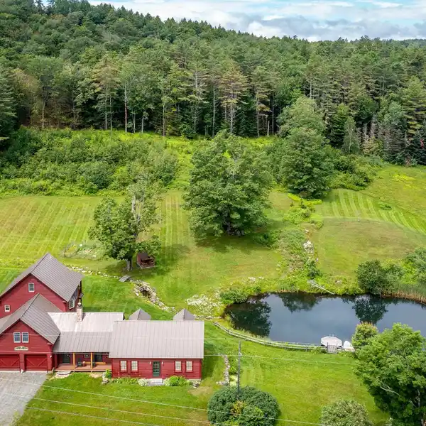 EXQUISITELY RENOVATED 1834 FARMHOUSE