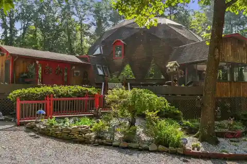 Round Dome Home on Ten-plus Private Wooded Acres