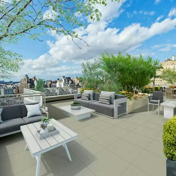TROPHY TERRACE AT 2 FIFTH