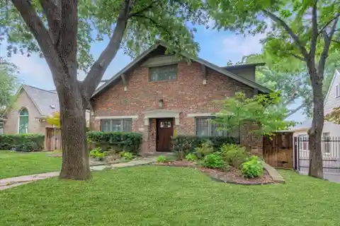 Stunning Home Offering Elegance and Versatility